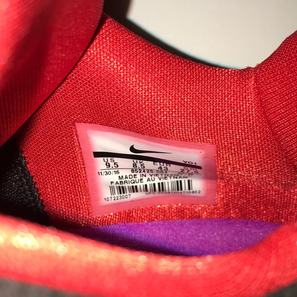 Kobe A.D. Flip the Switch Size 9.5 Like New - Picture 11 of 15